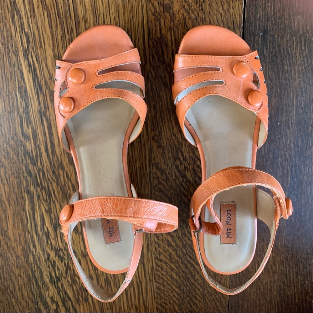 🎃 Miz Mooz Platform Leather Sandals Sz 7.5